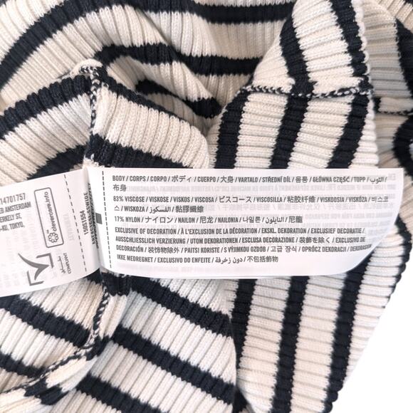 Abercrombie & Fitch Ribbed Halter Sweater Vest Navy Stripe Women’s Small - Picture 12 of 12